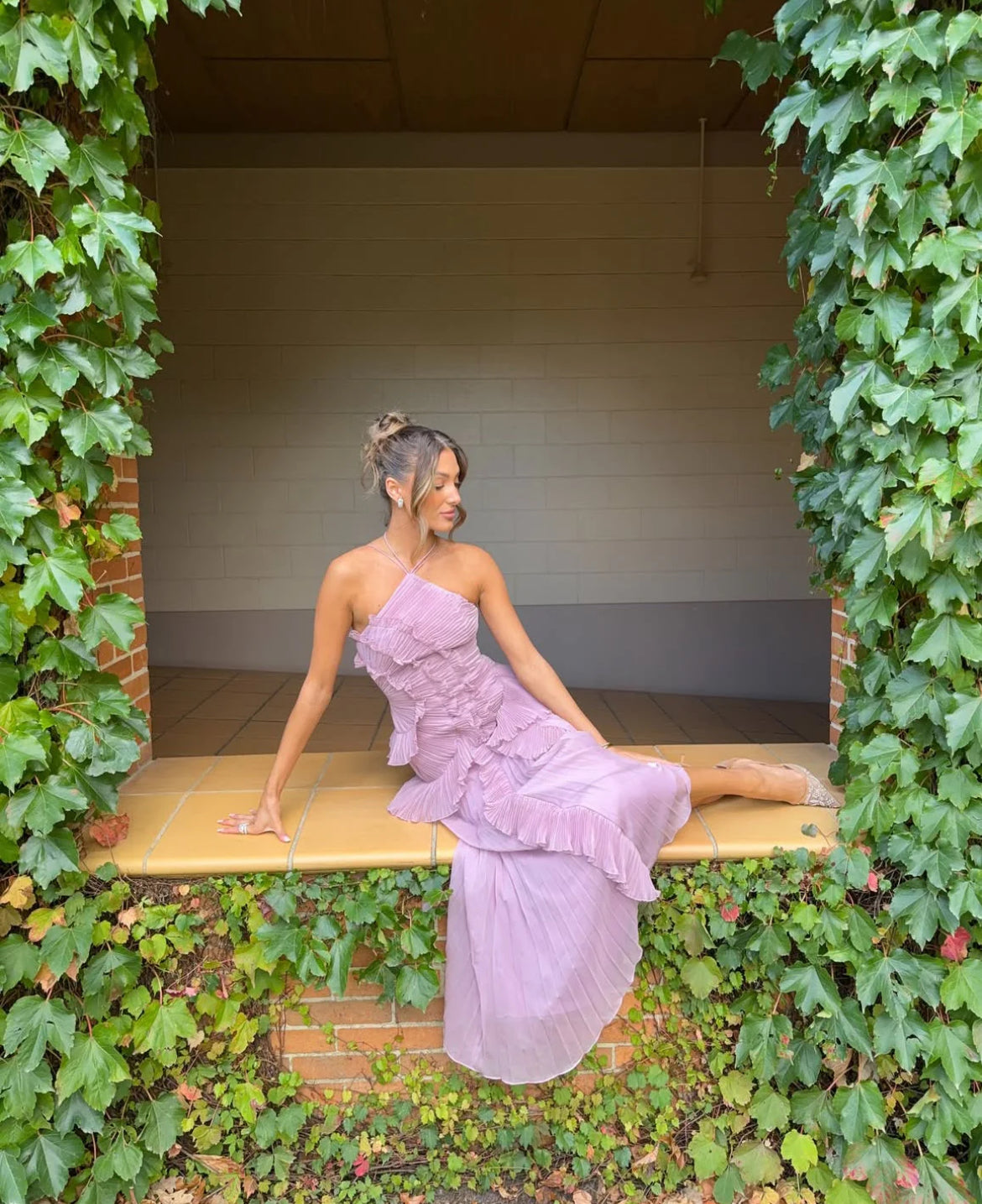 Romantic Lavender Tulle Pleated Dress - Tiered Ruffle Sleeveless Maxi for Special Occasions